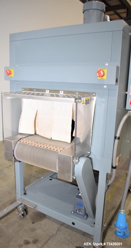 Used Shanklin TR2 Triumph Side Seal Shrink Wrapper with Shanklin T7H Tunnel